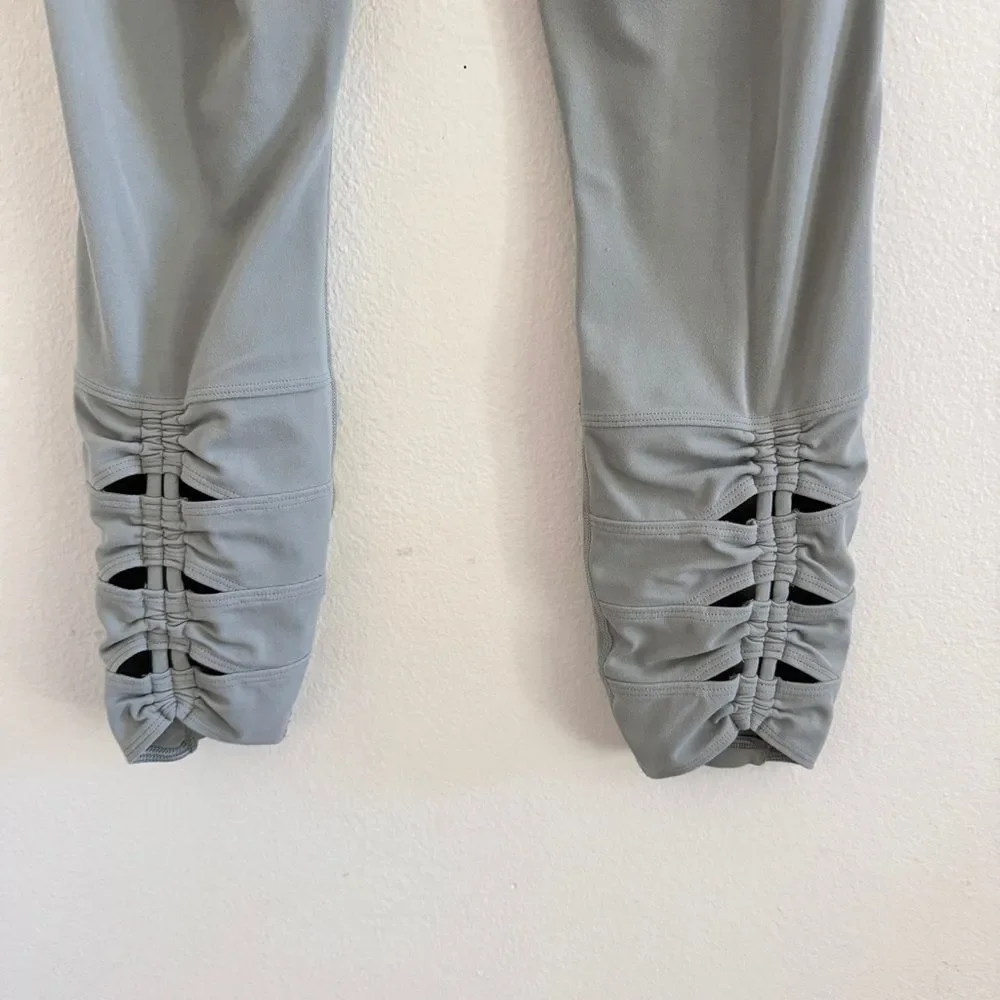 Athleta Salutation Stash Pocket II Cinch Legging Sage S